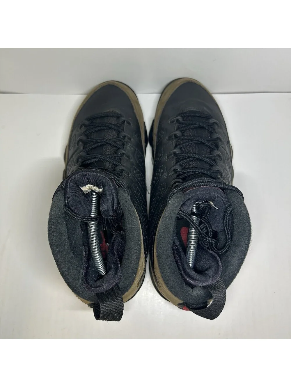 Air Jordan 9 Retro Olive 2024 - Size 8 - (HV4794-030)